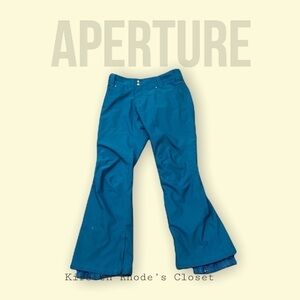 Aperture snowboard pants in teal blue size small​​​​